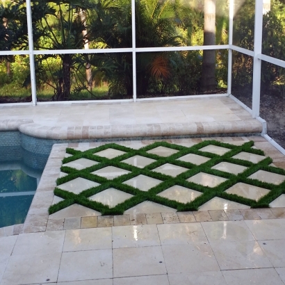 Green Lawn Crockett, California Garden Ideas, Swimming Pools