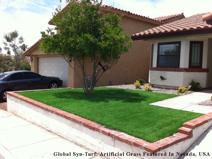 Plastic Grass Foothill Farms, California Design Ideas, Front Yard Landscaping Ideas